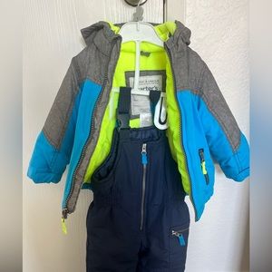 Carter’s 2-piece hooded snowsuit